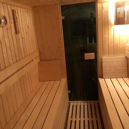Βίλα Luxury M Near 2km Away From With Private Swimming Pool & Sauna &jacuzzi *