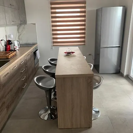 Luxury M Near 2km Away From With Private Swimming Pool & Sauna &jacuzzi *