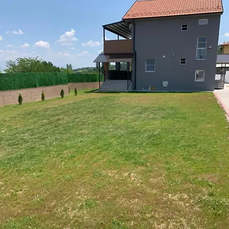Luxury M Near 2km Away From With Private Swimming Pool & Sauna &jacuzzi Βίλα *