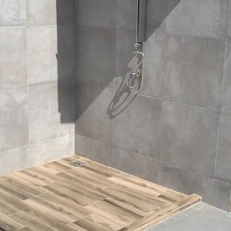 Luxury M Near 2km Away From With Private Swimming Pool & Sauna &jacuzzi Βίλα *